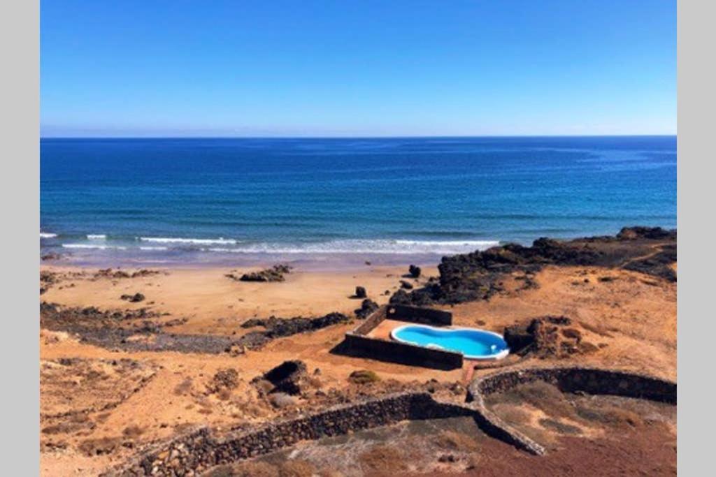 Playa Marina Ocean View Eco Bungalow Arrieta  Bagian luar foto